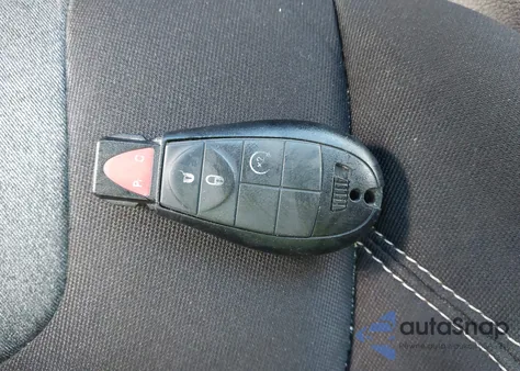 2014 Jeep Cherokee Latitude из США, поврежденный, VIN 1C4PJMCS3EW184256